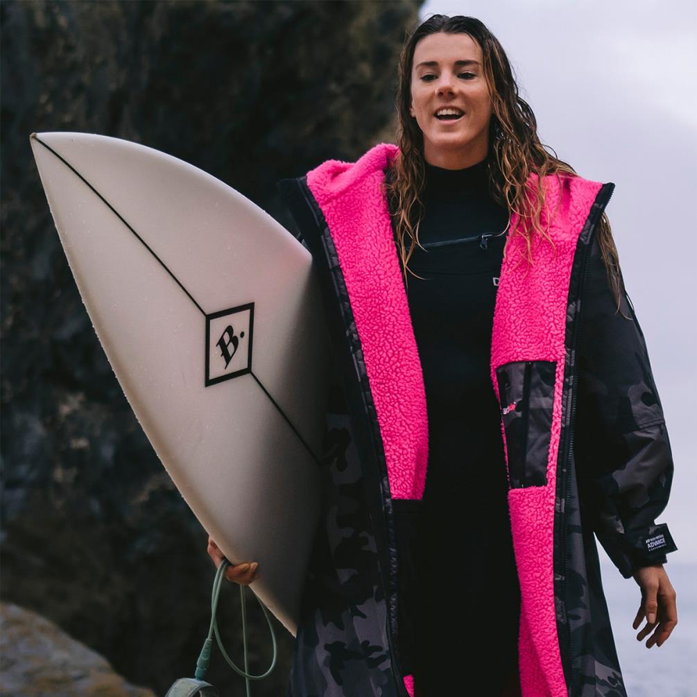 dryrobe Advance Long Sleeve Changing Robe - Black Camo / Pink Extra Image 5